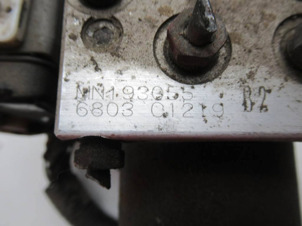 Блок керування ABS АБС Mitsubishi Outlander MN193055 — фото деталі 6