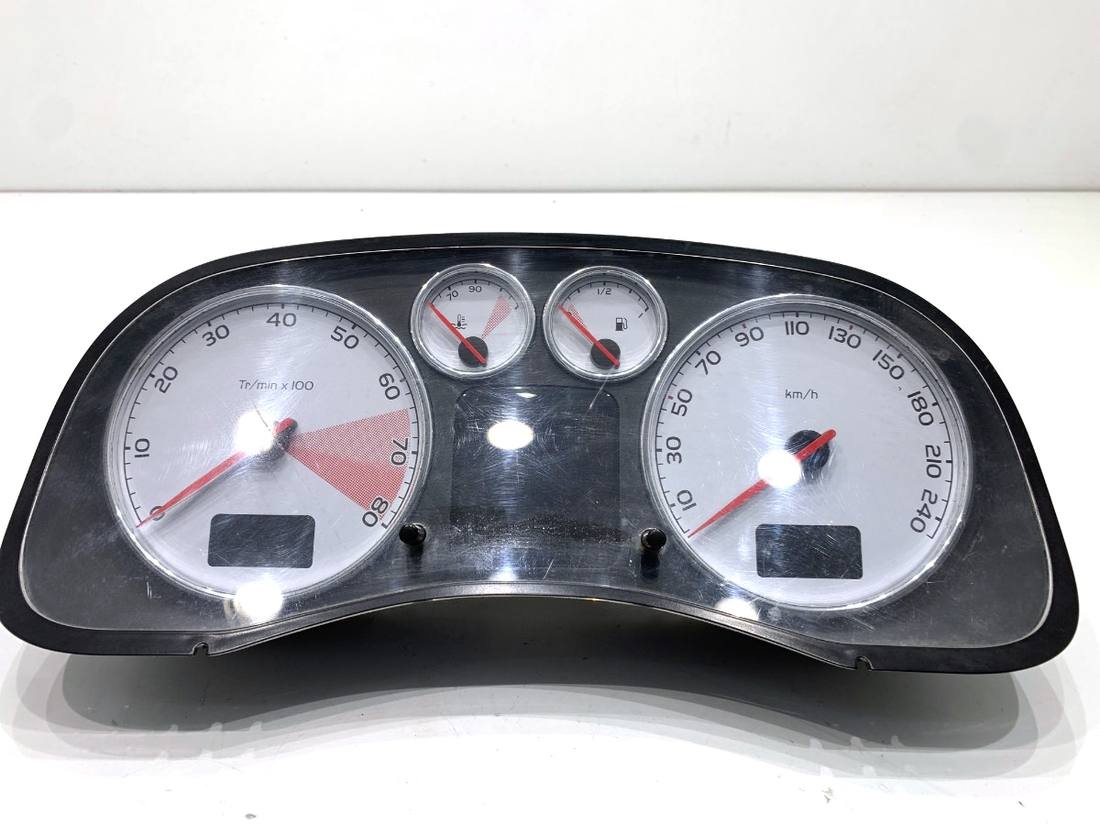 Щиток приборов Peugeot 307 9655476680
