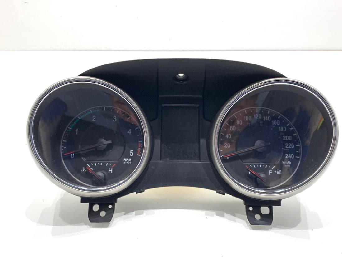 Щиток приладів Jeep Grand Cherokee 68186244AA