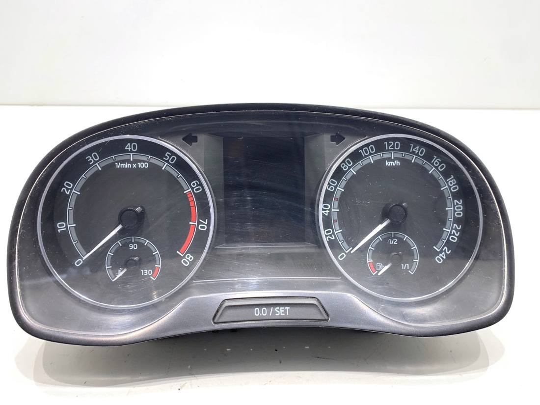 Щиток приладів Skoda Fabia 3 6V0920740E