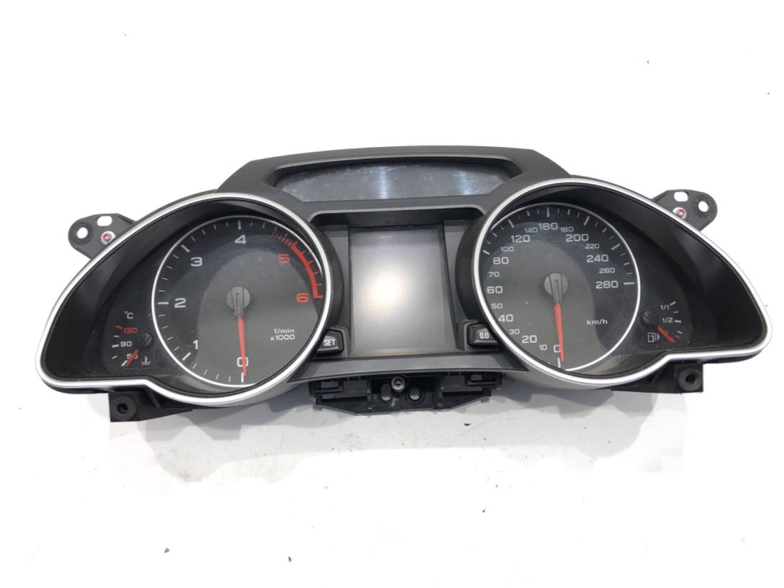 Щиток приборов Audi A5 8T 8T0920931A