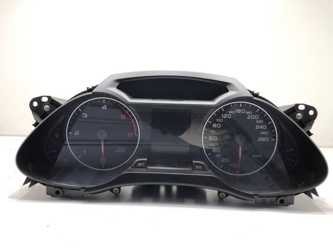Щиток приладів Audi A4 B8 8K0920930N