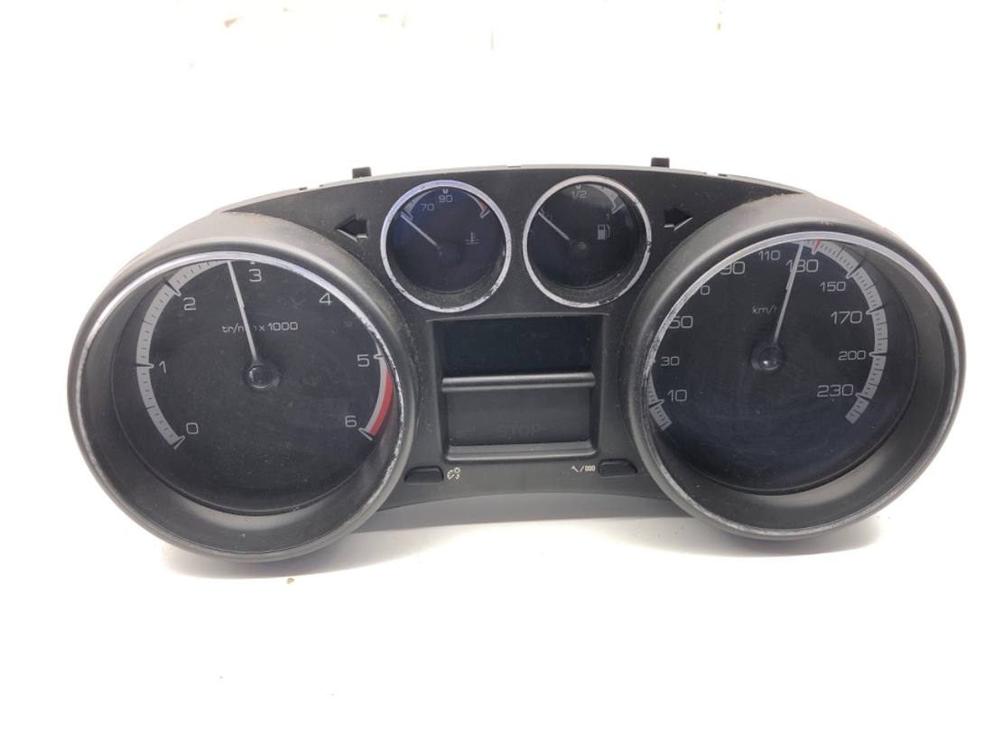 Щиток приборов Peugeot 308 554001550316