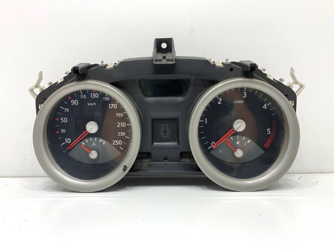 Щиток приладів Renault Megane 2 8200399695D