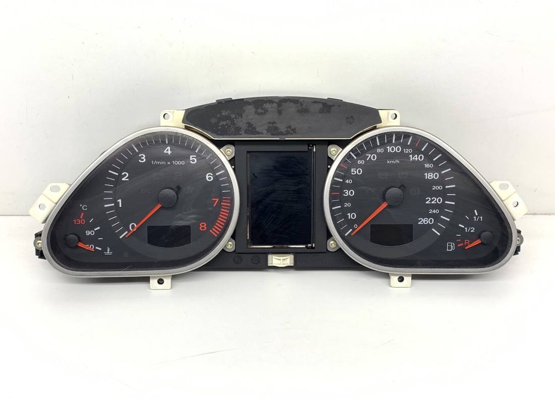 Щиток приборов Audi A6 C6 4F0920900K