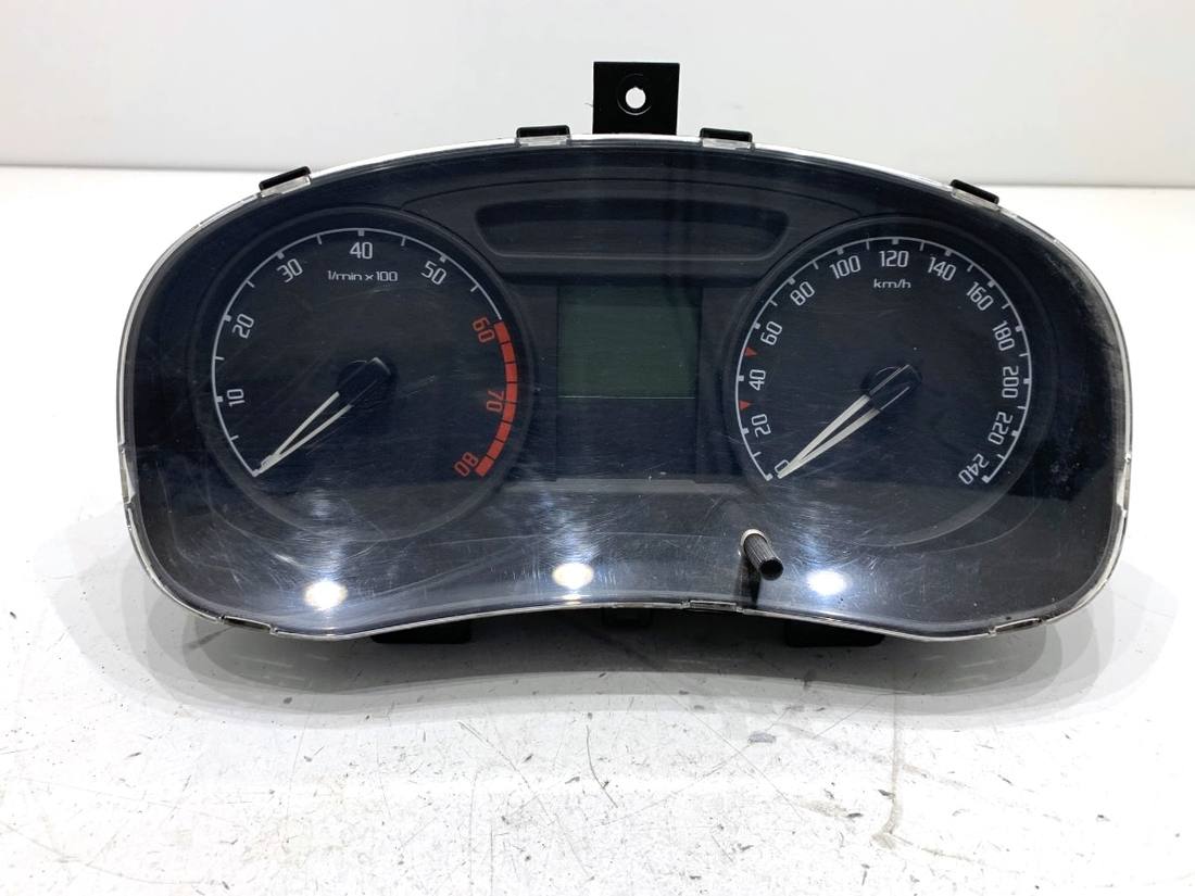 Щиток приладів Skoda Fabia 2 5J0920801B