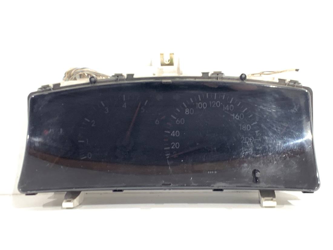 Щиток приладів Toyota Corolla Verso 82641-13040