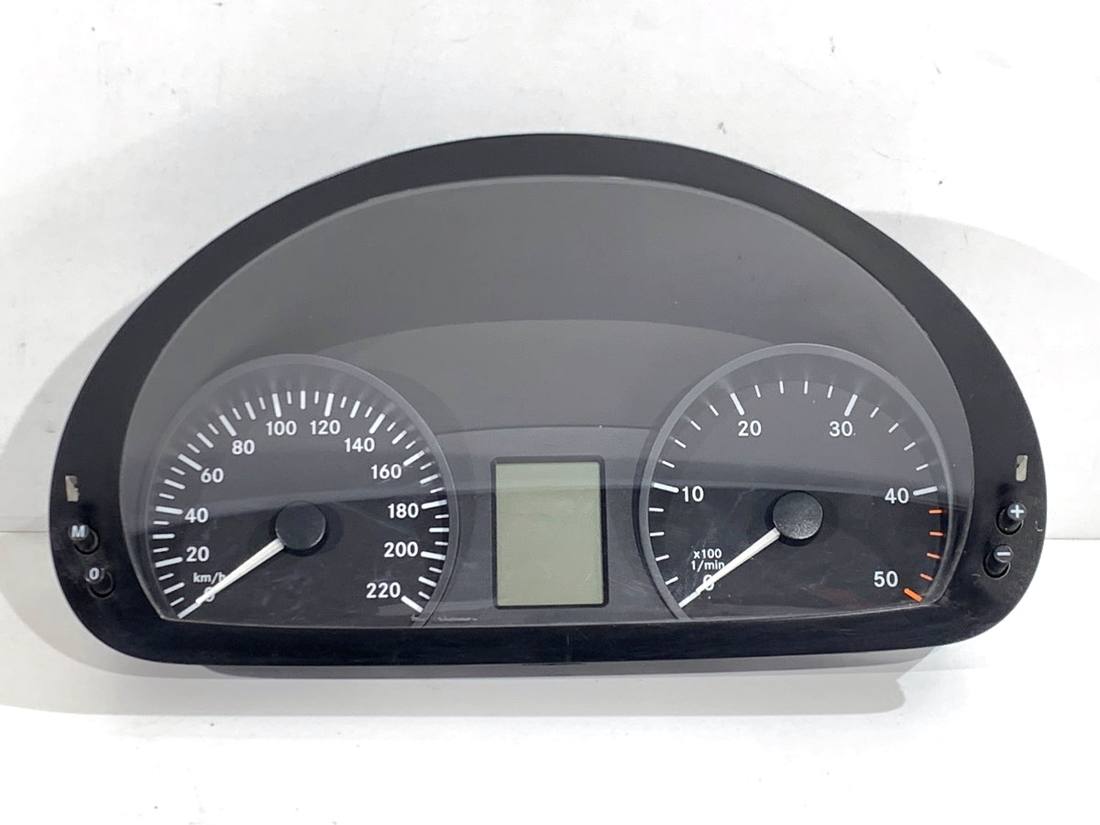 Щиток приборов Mercedes Vito A6394464321