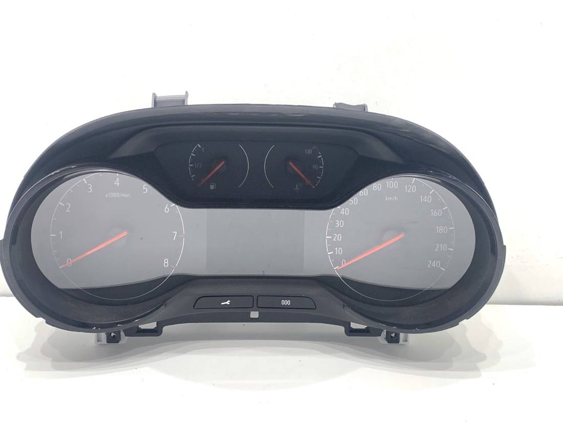 Щиток приладів Opel Crossland 9836333680