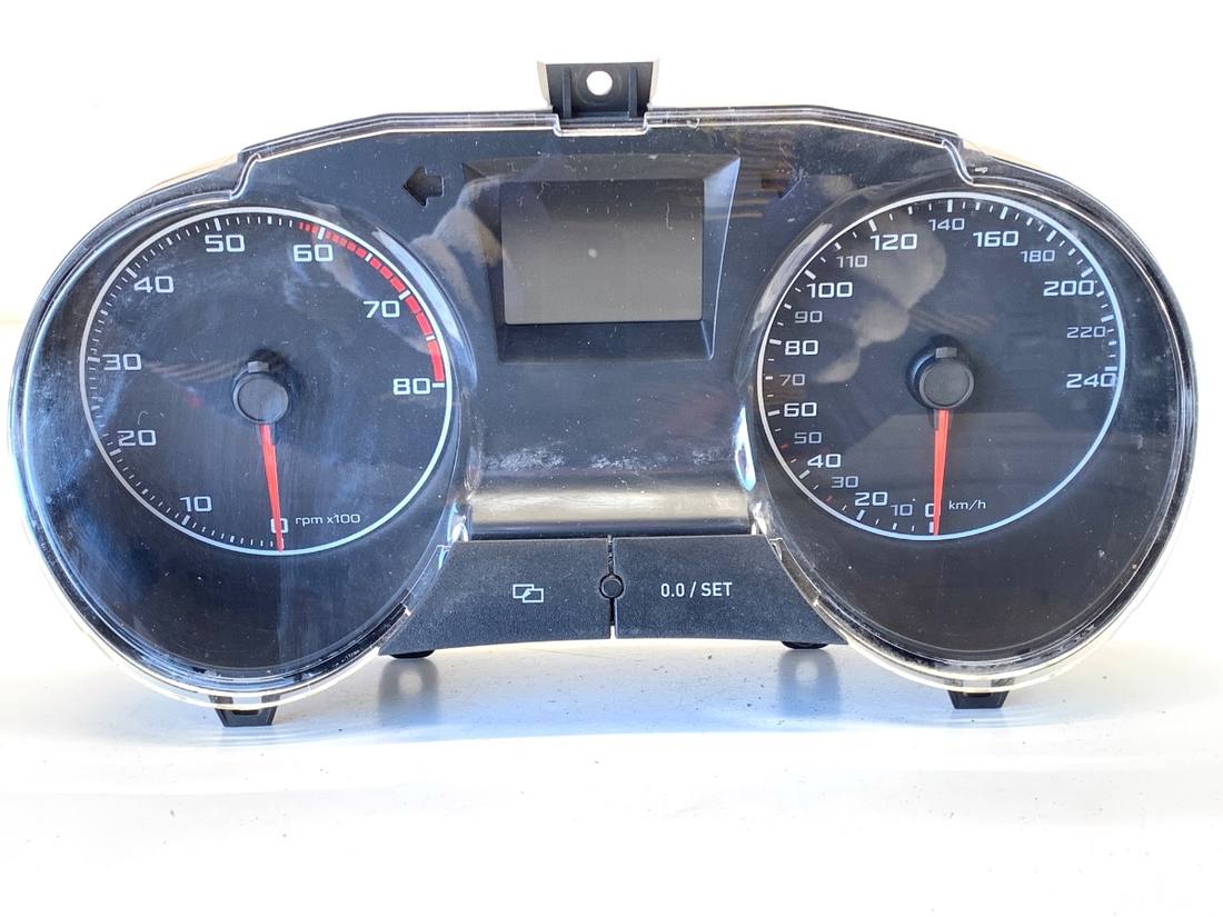 Щиток приладів Seat Ibiza 6J0920807