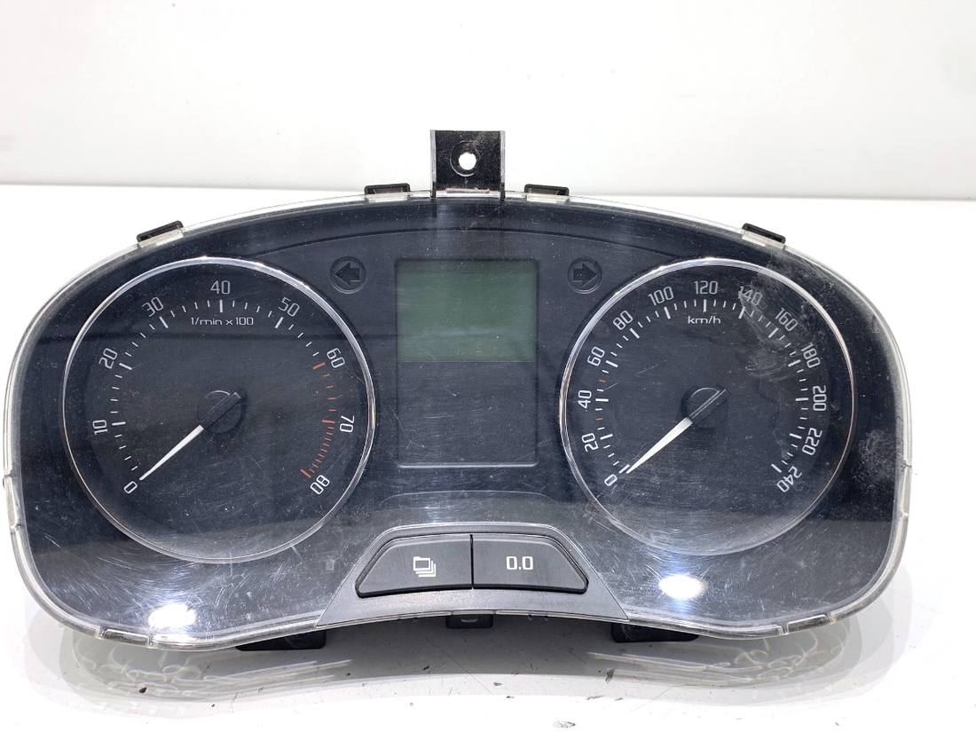 Щиток приладів Skoda Fabia 2 5J0920811E