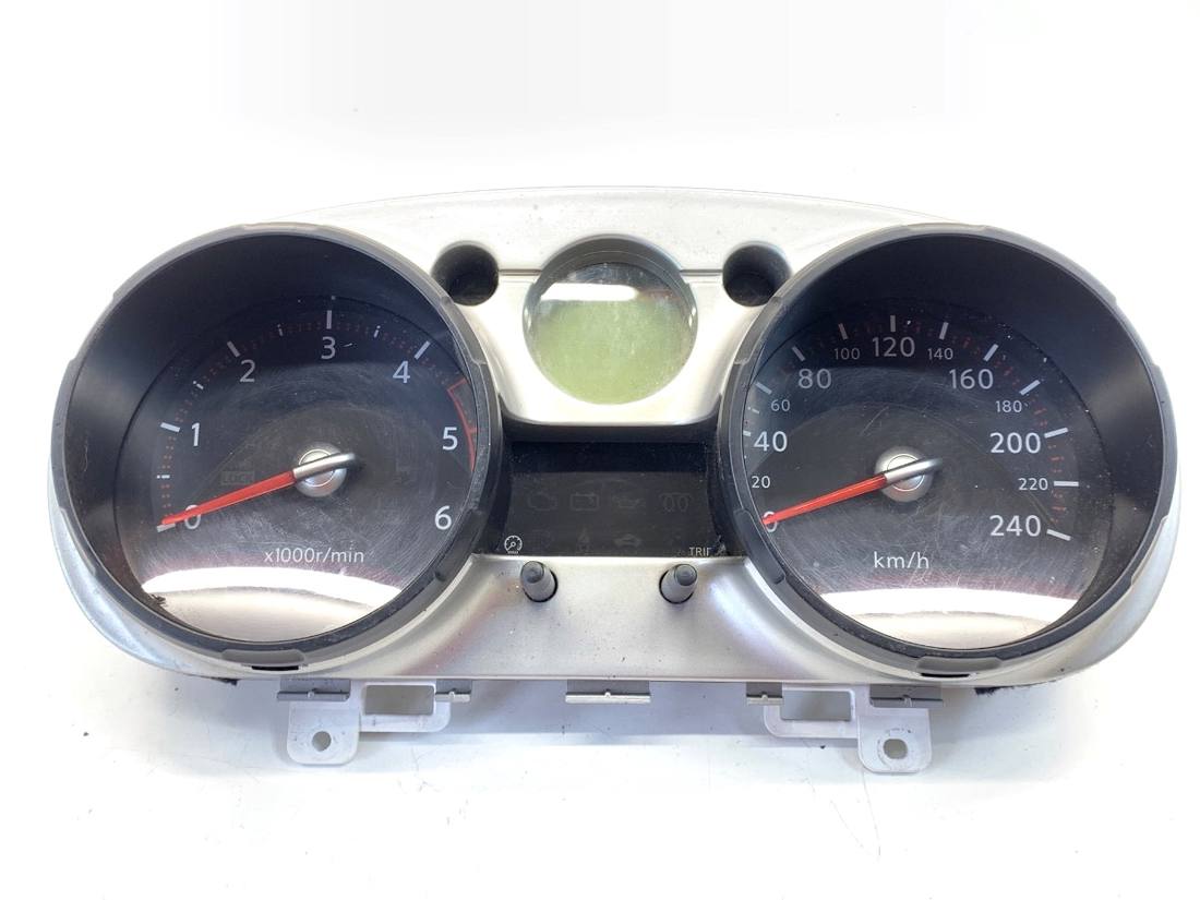 Щиток приладів Nissan Qashqai JD71C