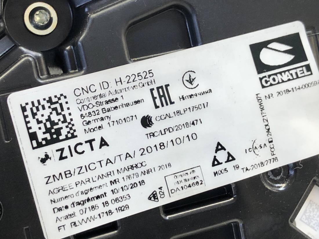 Щиток приборов Skoda Fabia 3 6V0920730D — фото детали 4