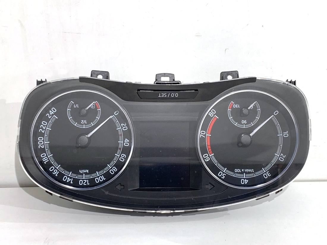 Щиток приборов Skoda Rapid 5JA920740C
