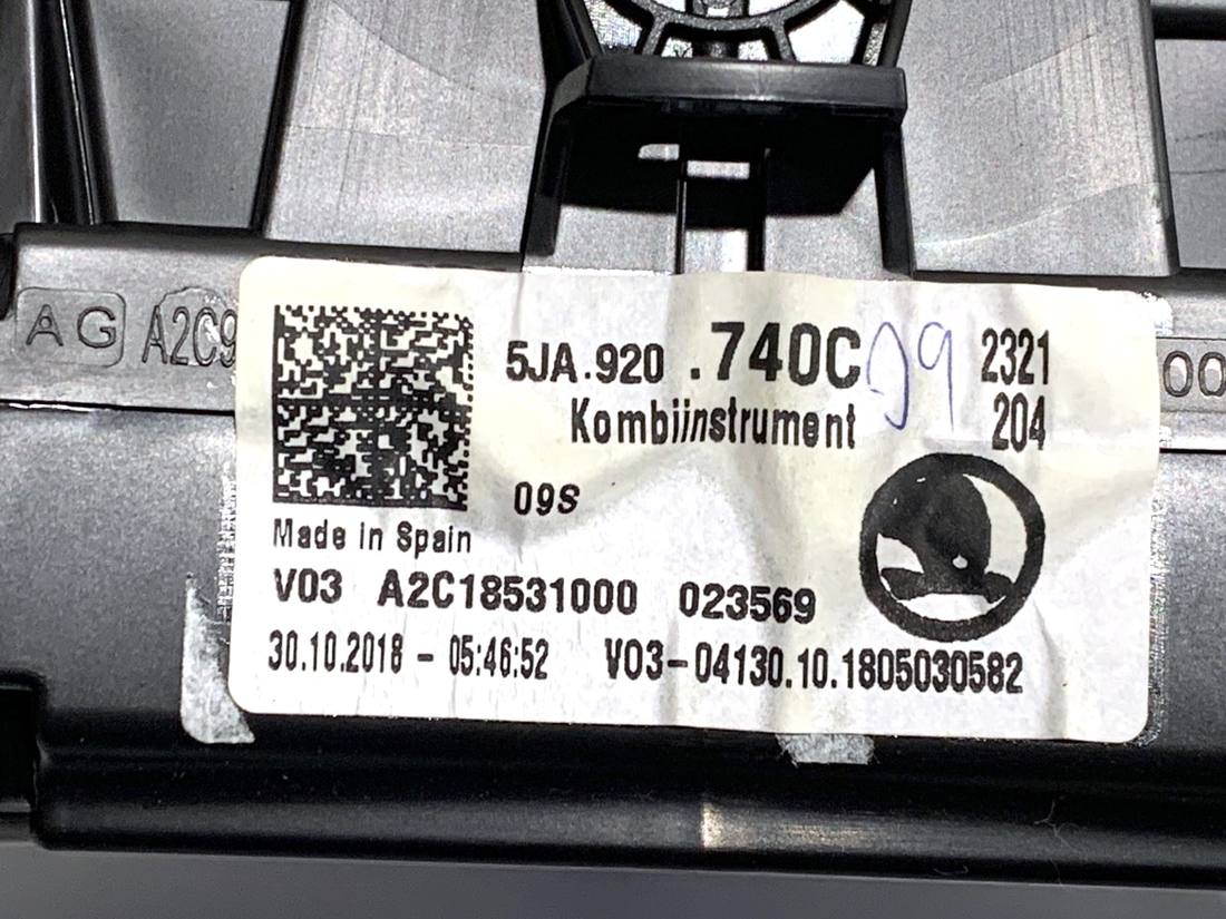 Щиток приборов Skoda Rapid 5JA920740C — фото детали 5