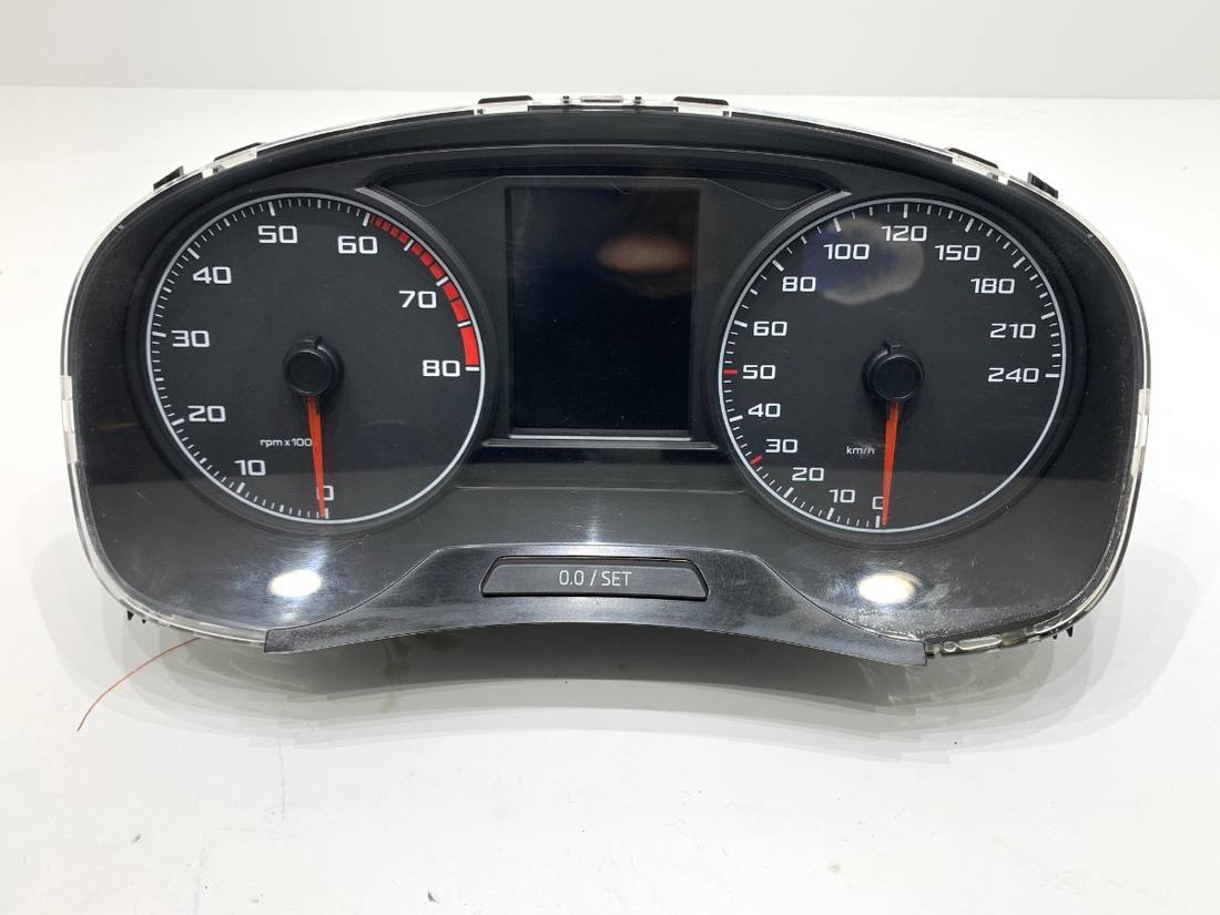 Щиток приладів Seat Toledo 6JA920730F
