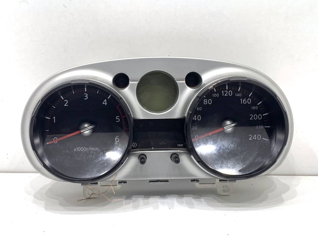Щиток приборов Nissan Qashqai JD08E