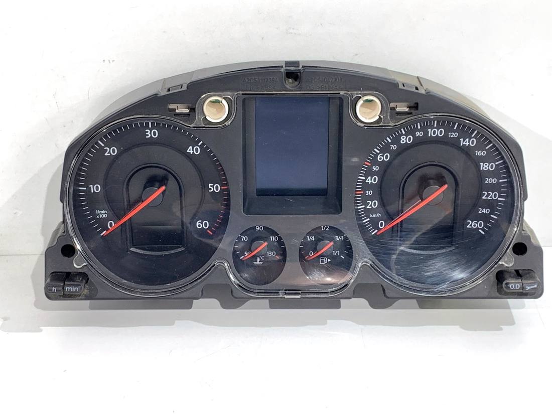 Щиток приборов Volkswagen Passat B6 A2C53106067