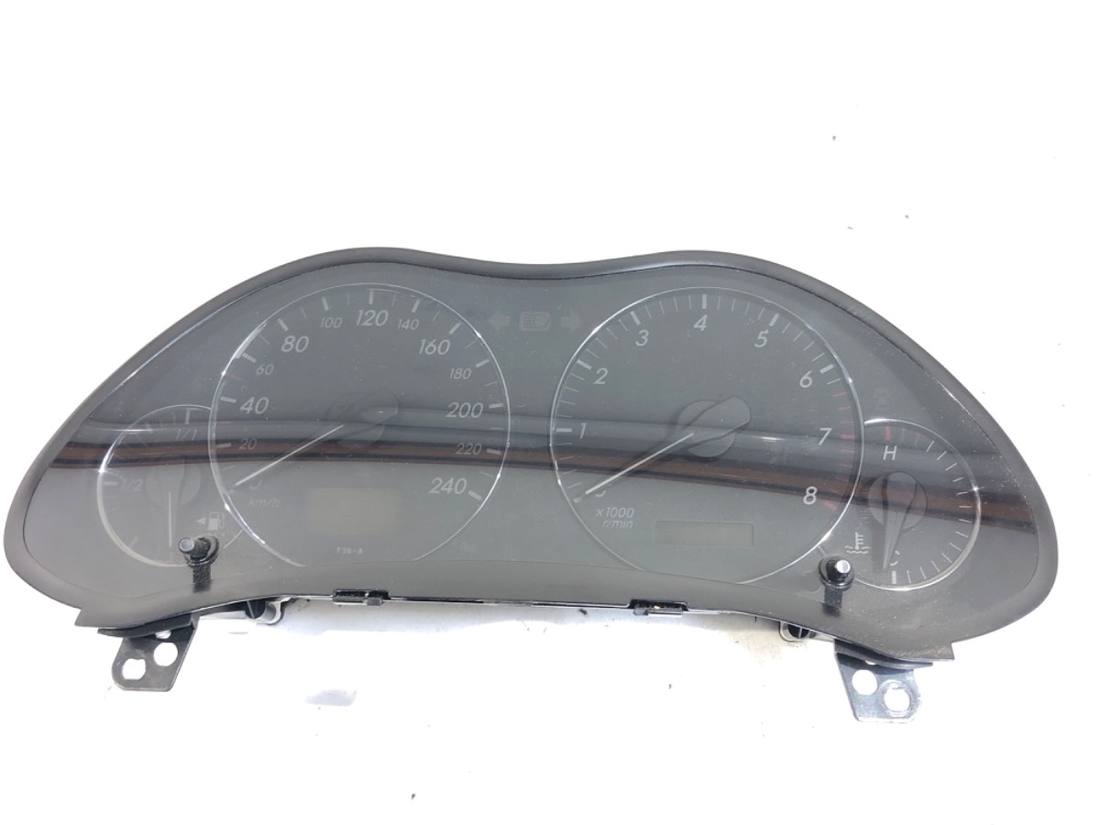 Щиток приборов Toyota Avensis T25 83800-05531