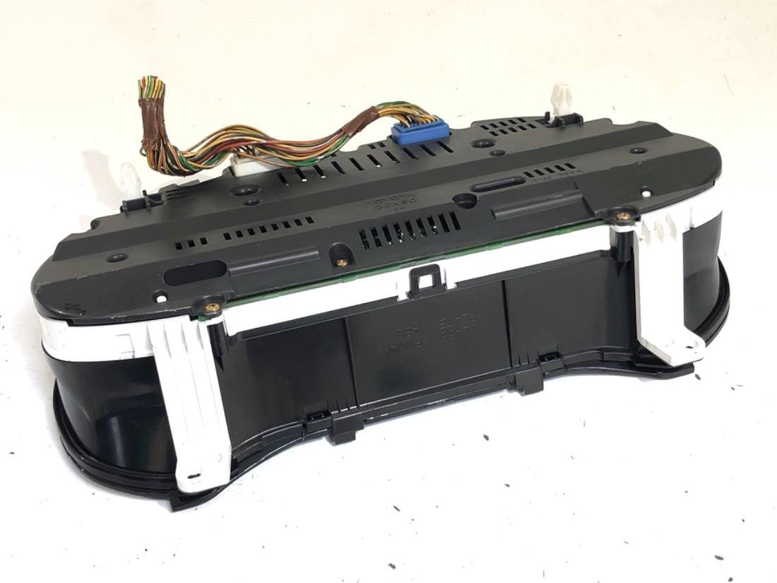 Щиток приборов Toyota Avensis T25 83800-05531 — фото детали 3