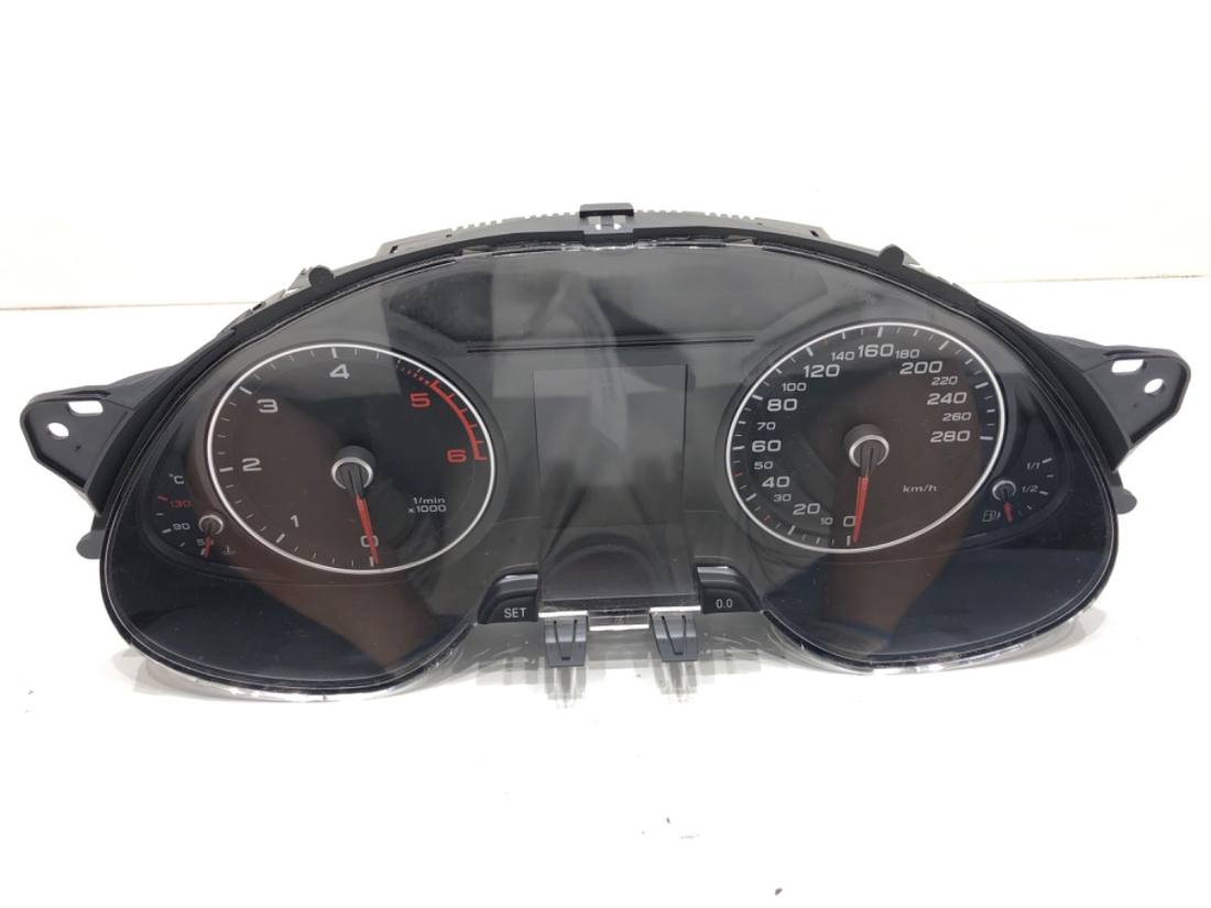 Щиток приладів Audi A4 B8 8K0920932