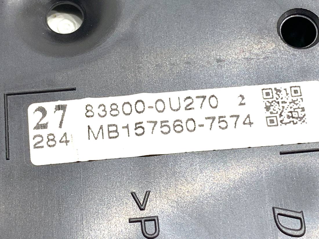 Щиток приборов Toyota Yaris 4 83800-0U270 — фото детали 5