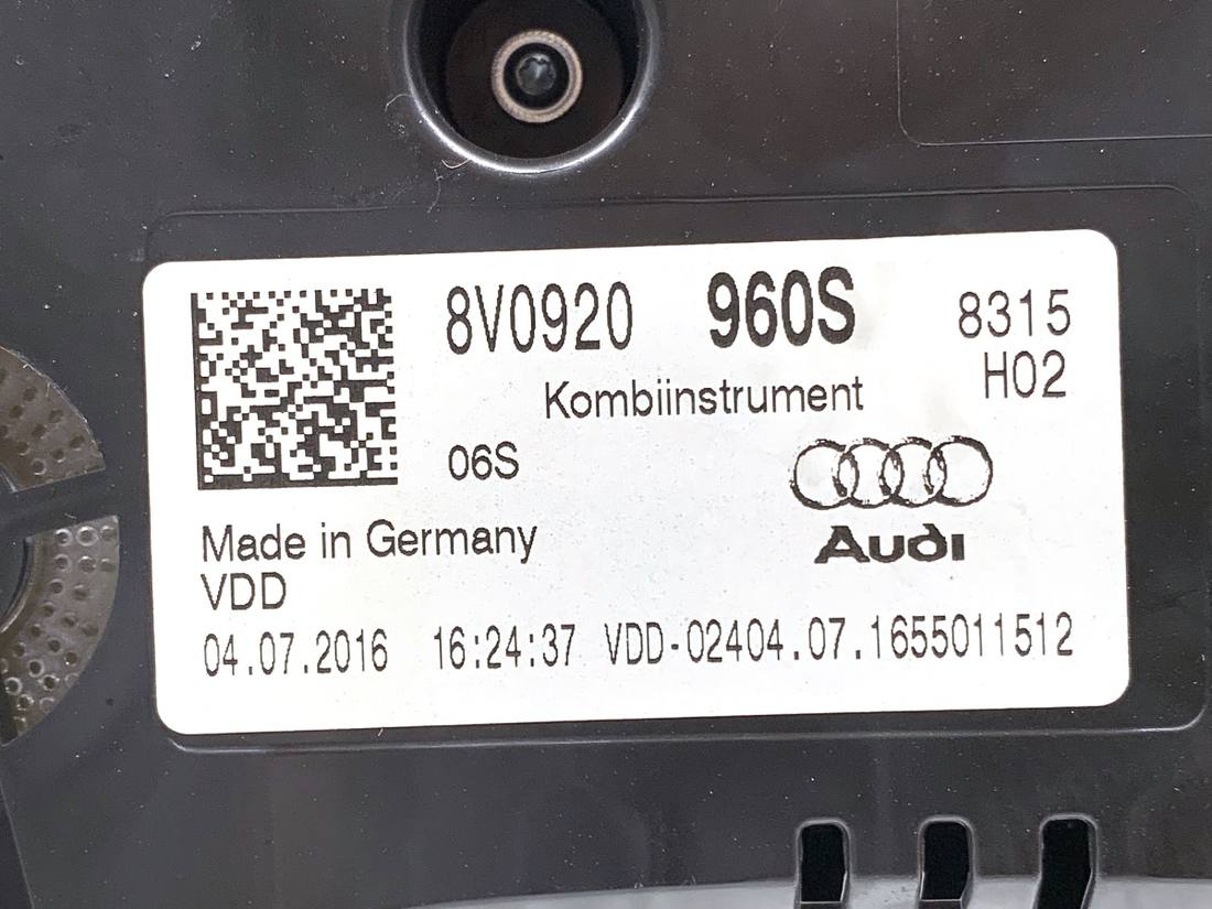 Щиток приборов Audi A3 8V 8V0920960S — фото детали 4
