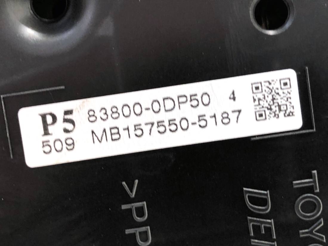 Щиток приборов Toyota Yaris 4 83800-0DP50 — фото детали 8