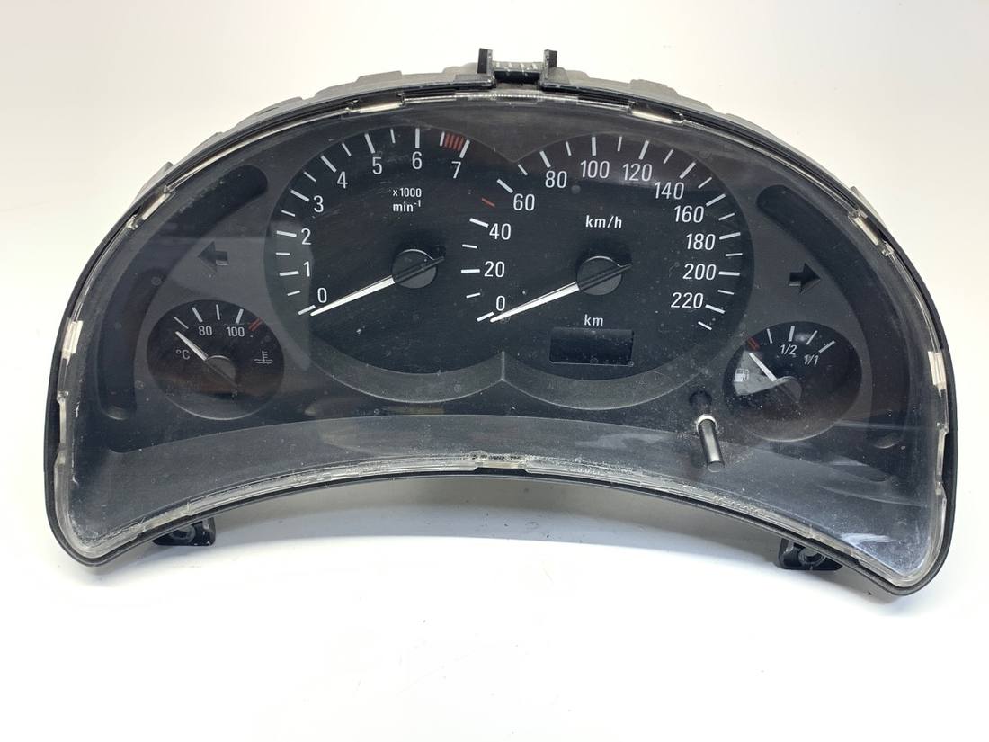 Щиток приладів Opel Corsa C 13173349WC