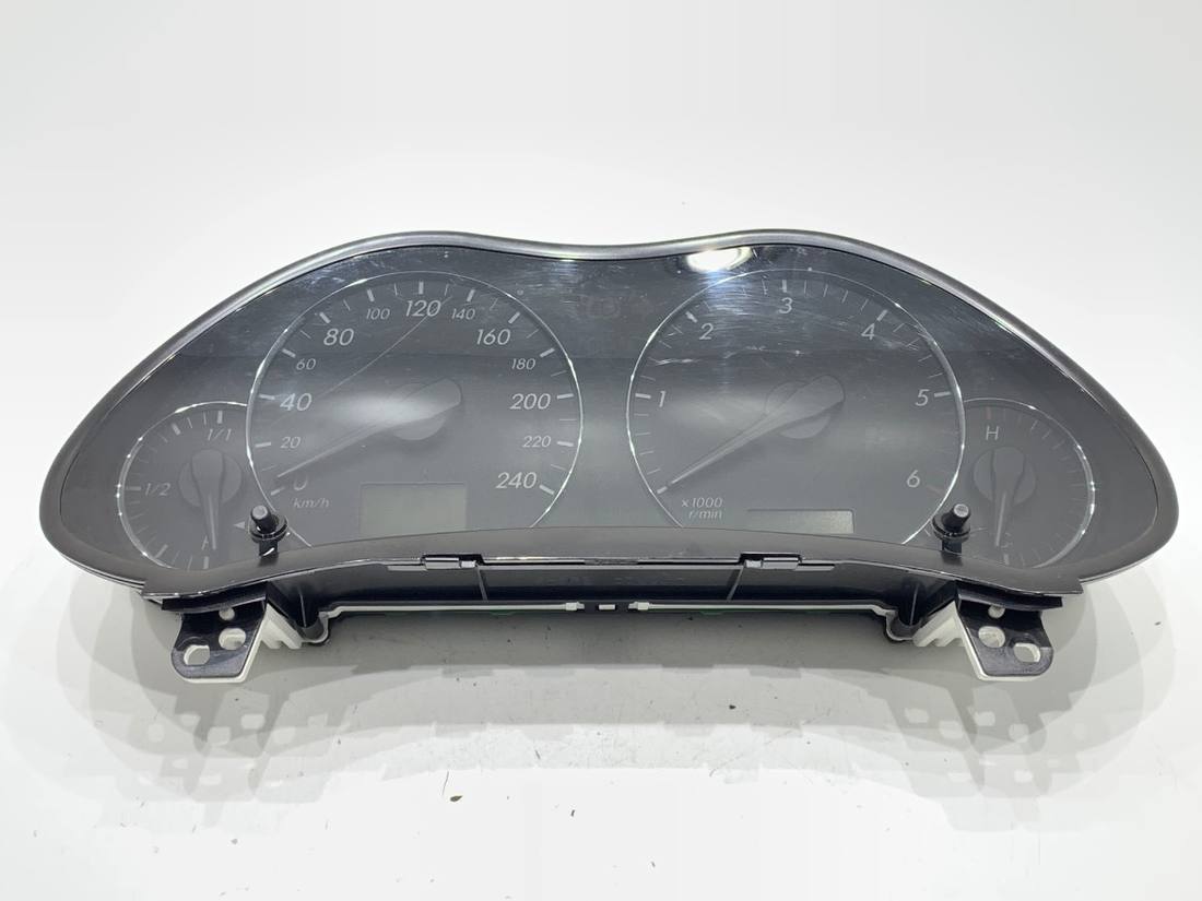 Щиток приладів Toyota Avensis T25 83800-05630-H