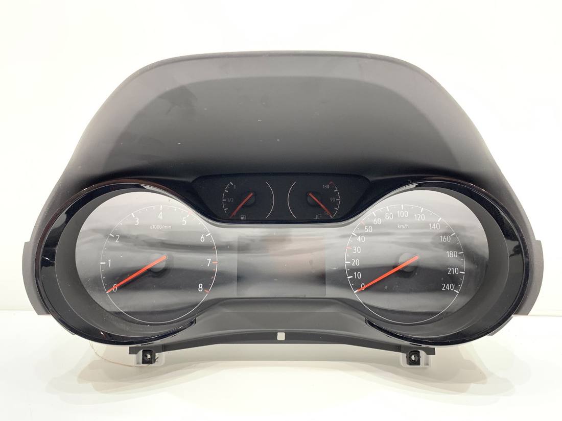 Щиток приладів Opel Corsa F 9831576180