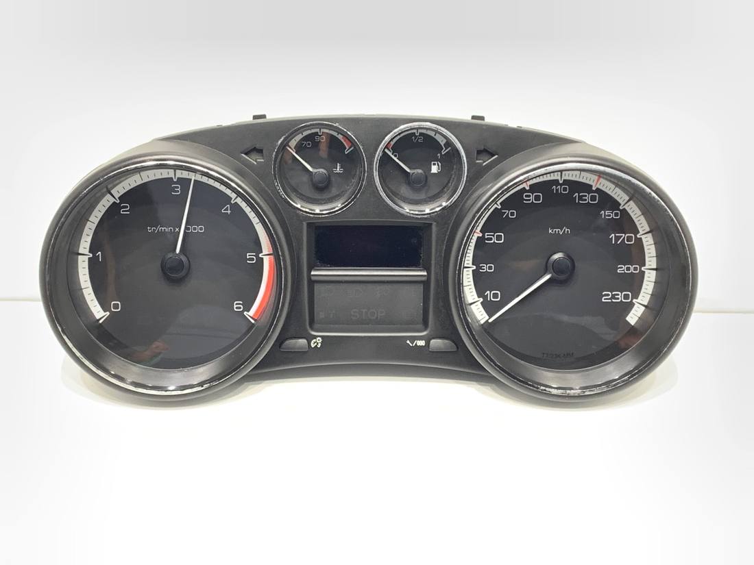 Щиток приладів Peugeot 308 9674936280