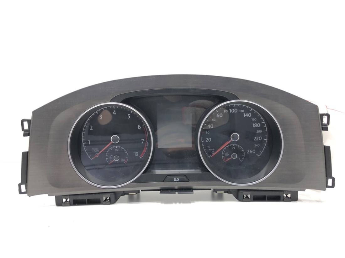 Щиток приборов Volkswagen Golf 7 5G0920861