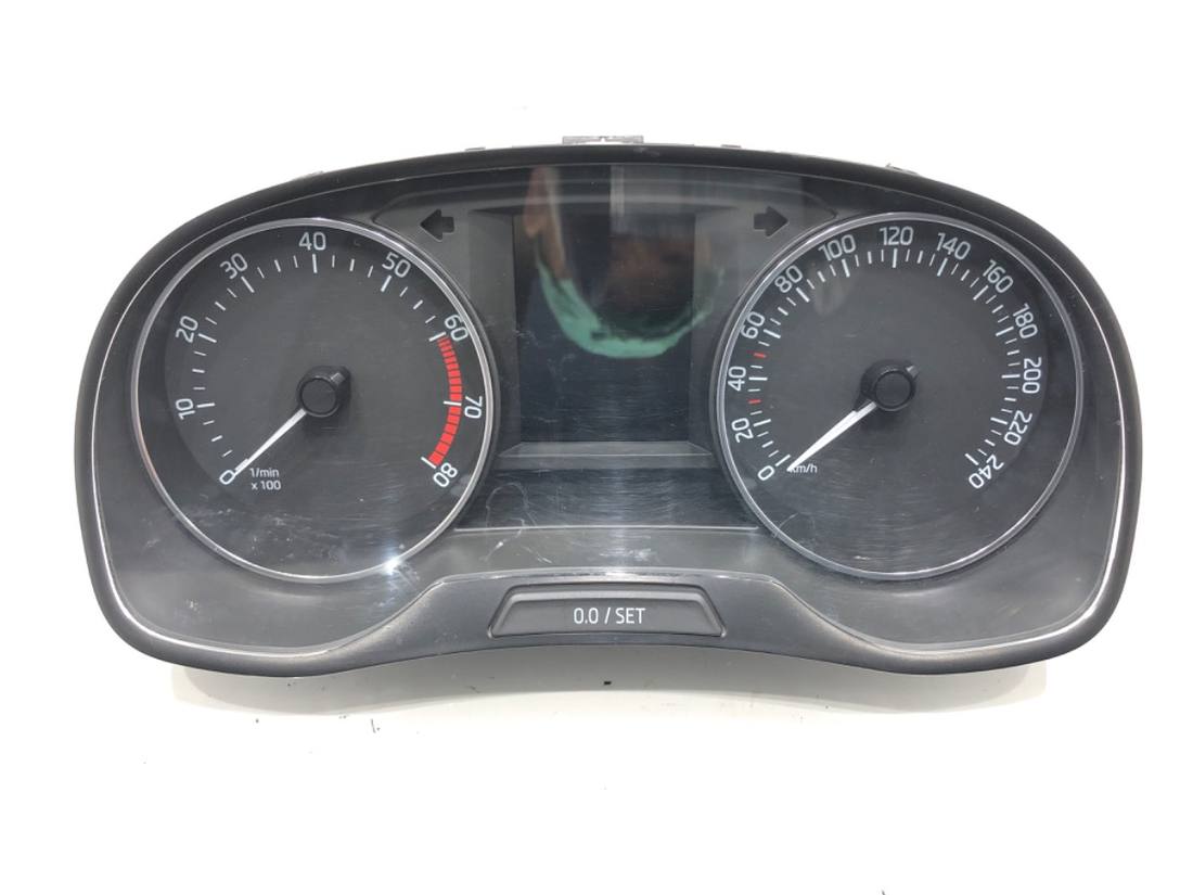 Щиток приладів Skoda Fabia 3 6V0920730B