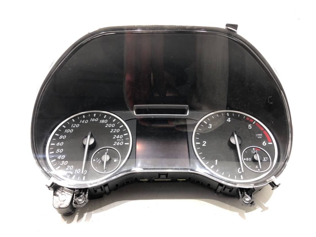 Щиток приладів Mercedes A W176 A1769009300