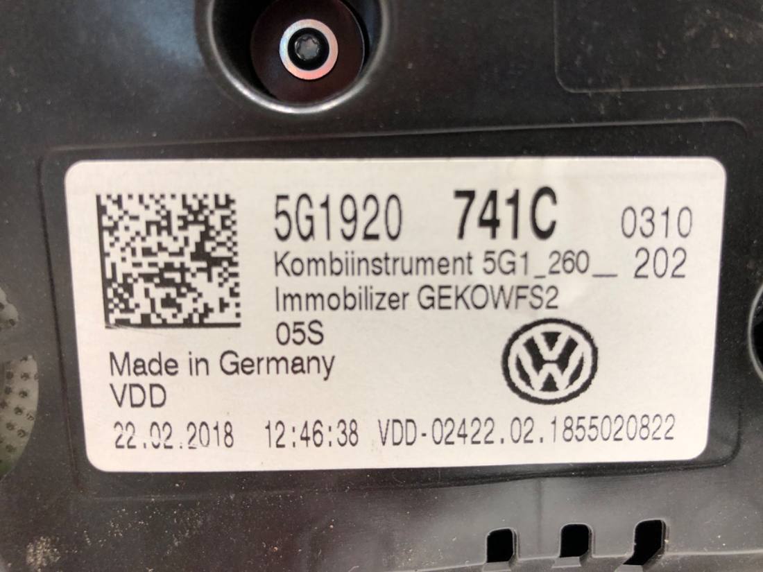Щиток приборов Volkswagen Golf 7 5G1920741C — фото детали 4