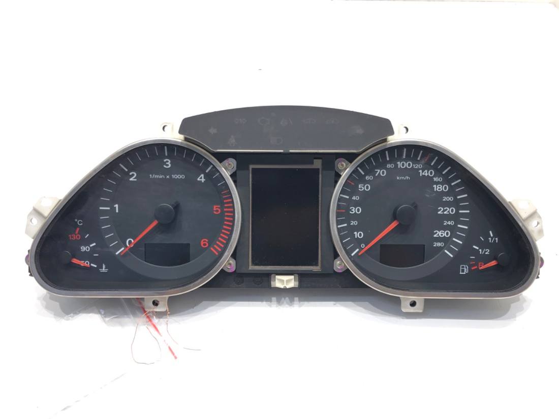 Щиток приладів Audi A6 C6 4F0902933J