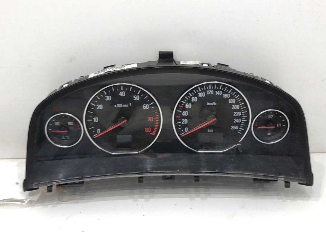 Щиток приборов Opel Signum 13136725HN