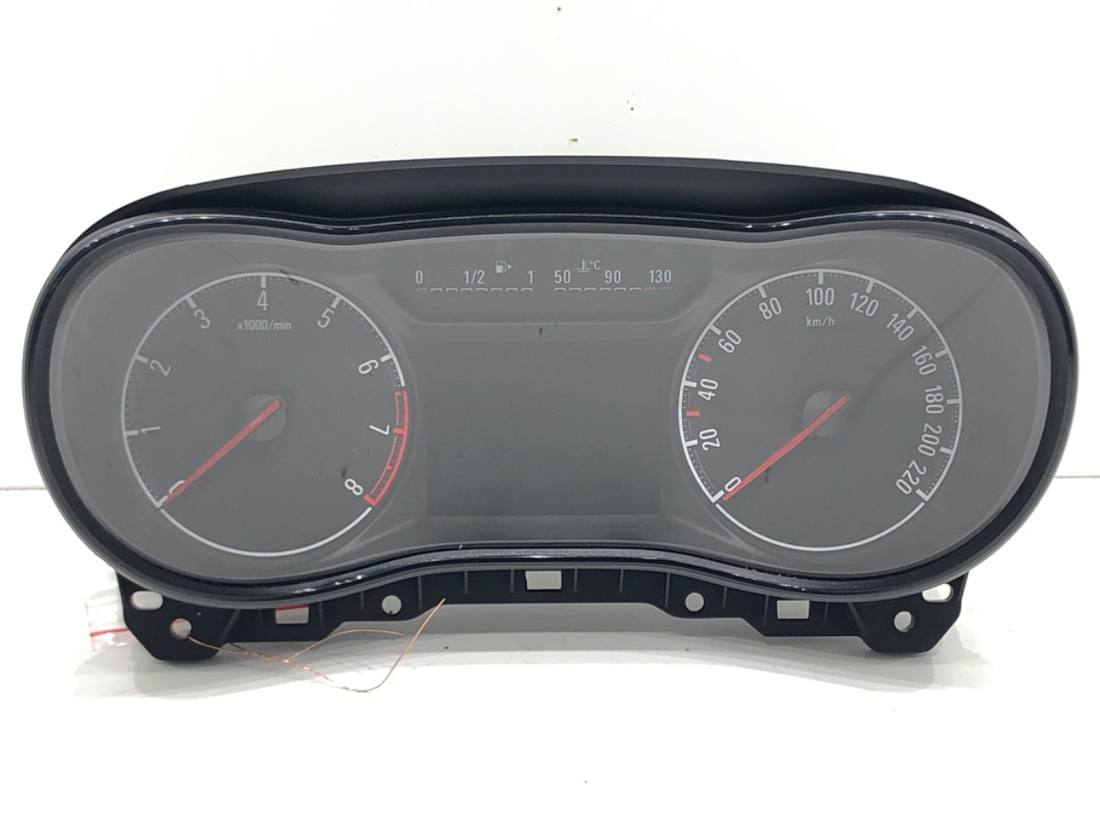 Щиток приладів Opel Corsa E 39204203