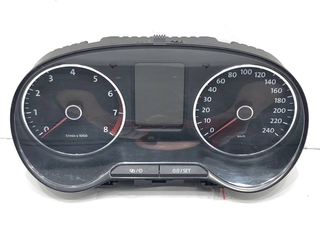 Щиток приладів Volkswagen Polo 6R0920860M