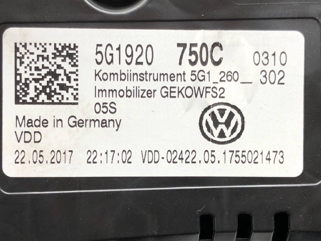 Щиток приладів Volkswagen Golf 7 5G1920750C — фото деталі 5