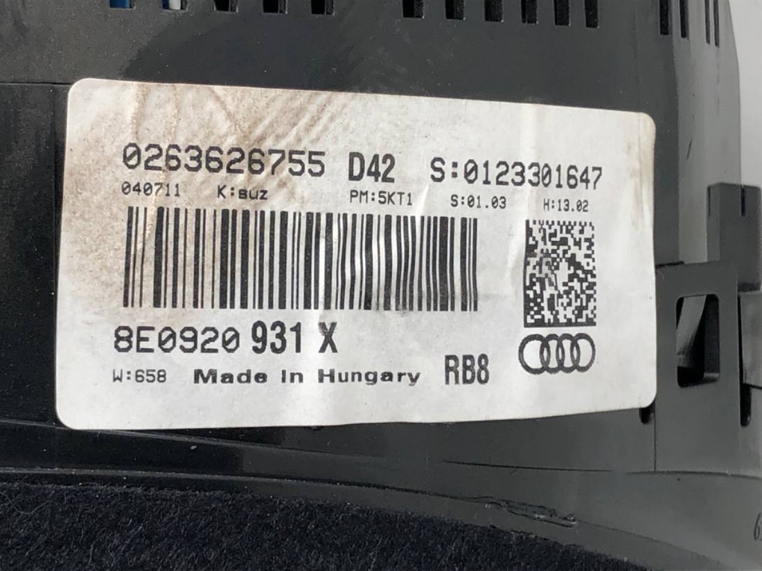 Щиток приборов Audi A4 B6 8E0920931X — фото детали 4