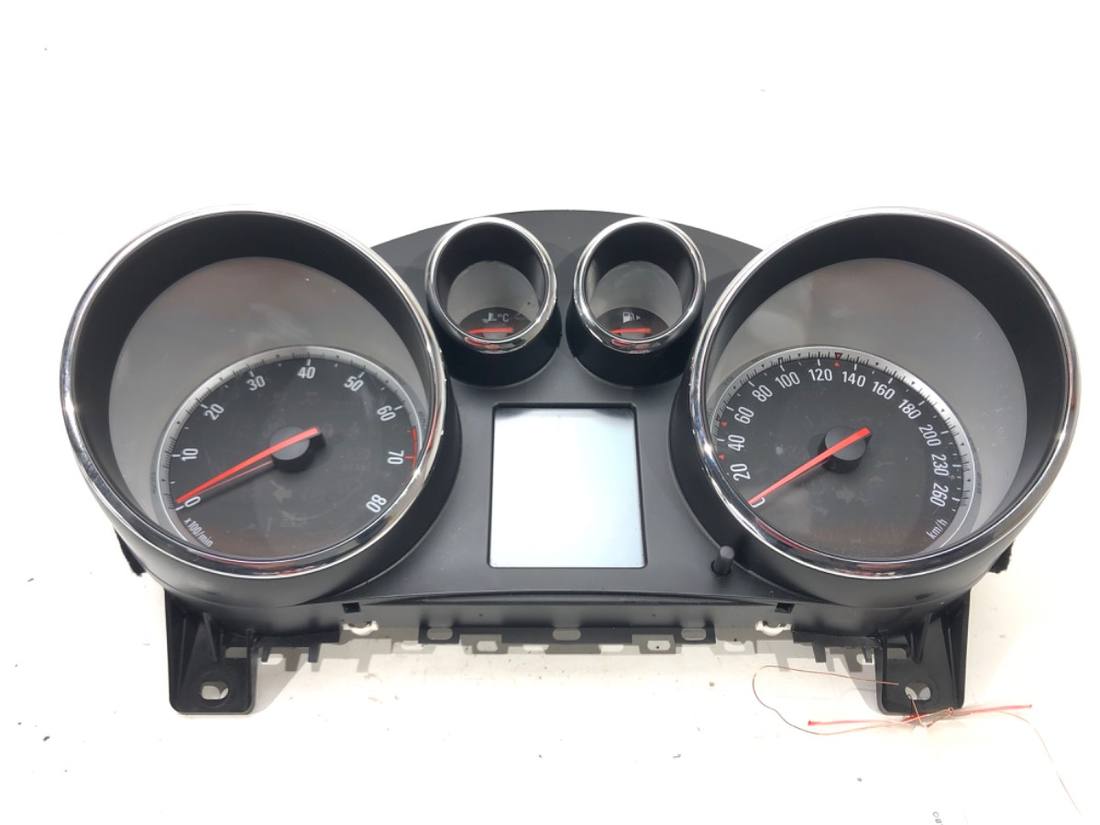 Щиток приборов Opel Astra J 13355674