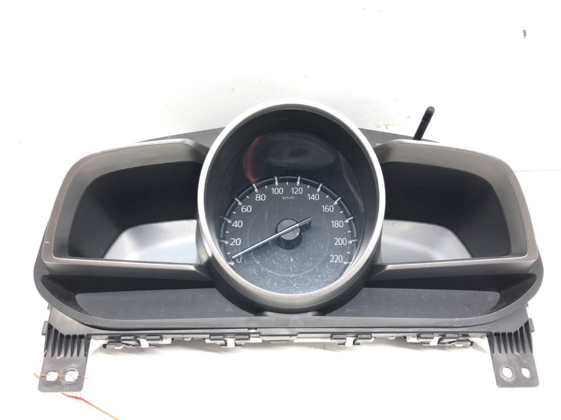 Щиток приборов Mazda 2 D477C