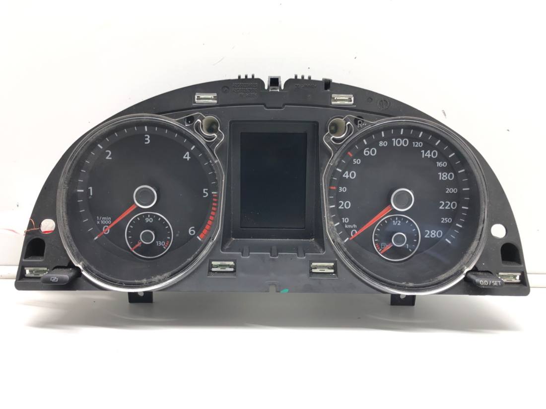 Щиток приладів Volkswagen Passat CC 3C8920870A