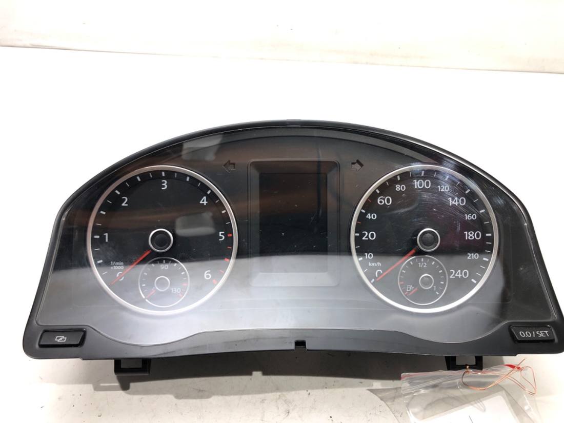 Щиток приладів Volkswagen Tiguan 5N0920872A