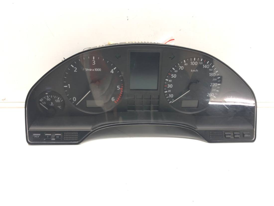 Щиток приладів Audi A8 D2 4D0919033AE