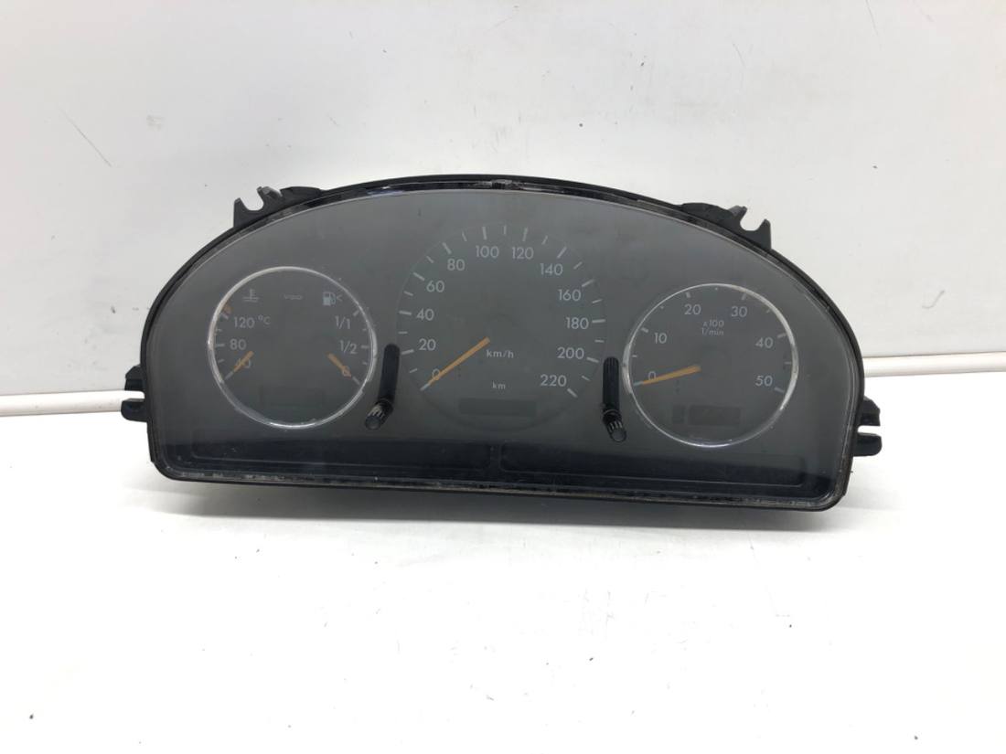 Щиток приладів Mercedes M W163 A1635403011