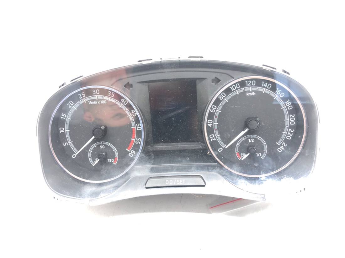 Щиток приладів Skoda Rapid 5JA920741B