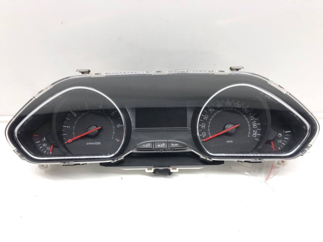 Щиток приладів Peugeot 208 9801904780